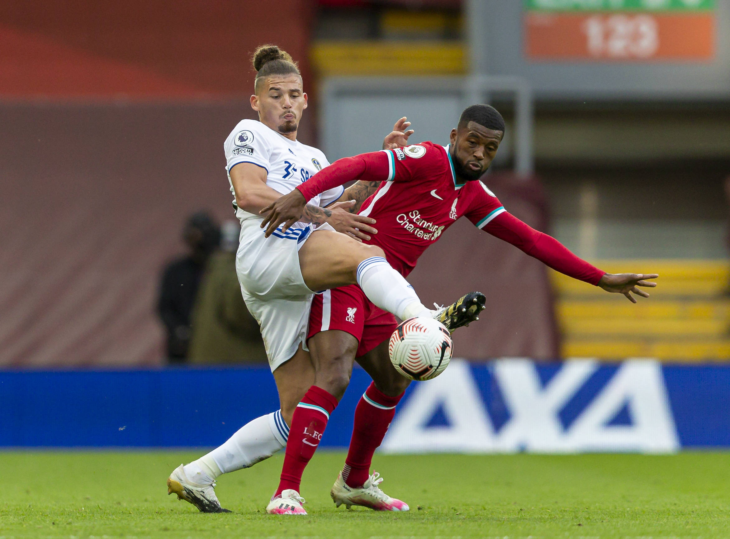 而是在比赛 而是在比赛